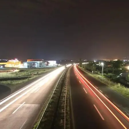 Skopje Apartment * Скоп'є